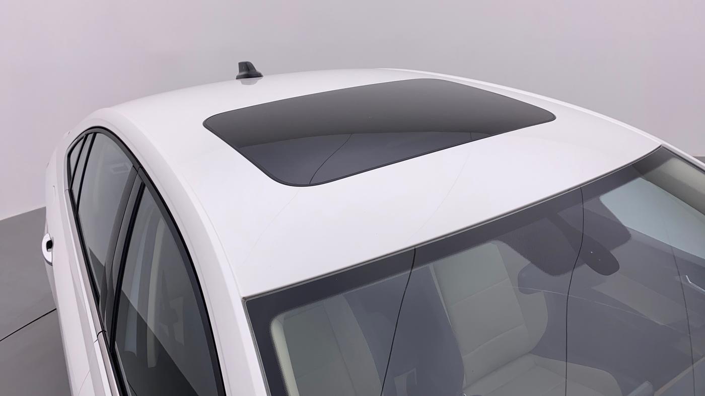 2022 Skoda SLAVIA STYLE 1.5 TSI DSG, Petrol, Automatic, 4,986 km, Roof