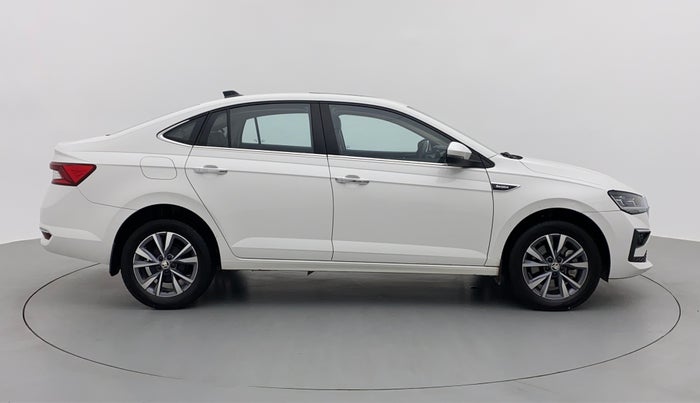 2022 Skoda SLAVIA STYLE 1.5 TSI DSG, Petrol, Automatic, 4,986 km, Right Side View