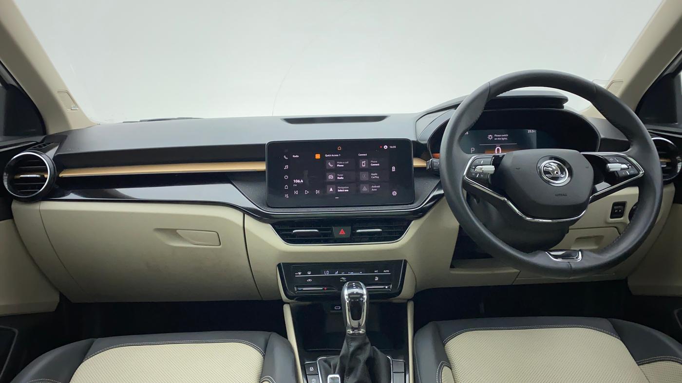 2022 Skoda SLAVIA STYLE 1.5 TSI DSG, Petrol, Automatic, 4,986 km, Dashboard