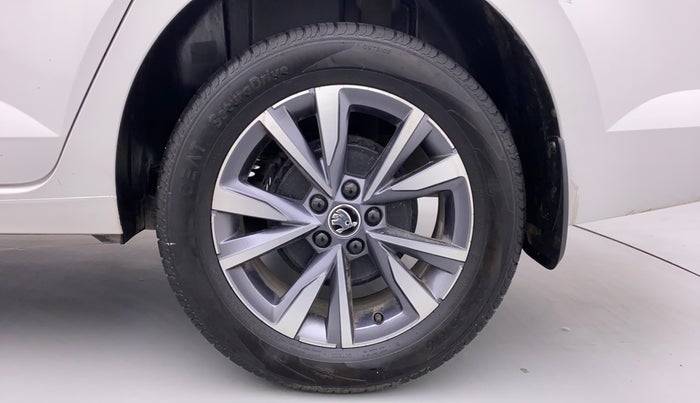 2022 Skoda SLAVIA STYLE 1.5 TSI DSG, Petrol, Automatic, 4,986 km, Left Rear Wheel