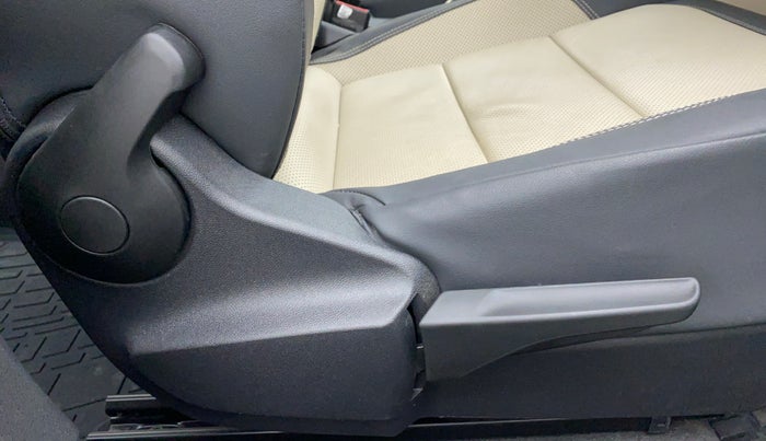 2022 Skoda SLAVIA STYLE 1.5 TSI DSG, Petrol, Automatic, 4,986 km, Driver Side Adjustment Panel