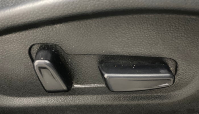 2020 KIA SELTOS GTX PLUS DCT 1.4 PETROL, Petrol, Automatic, 44,732 km, Driver Side Adjustment Panel