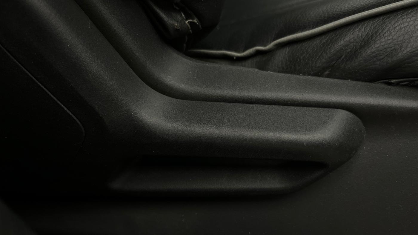 2021 Tata NEXON XMA PETROL, Petrol, Automatic, 23,105 km, Driver Side Adjustment Panel