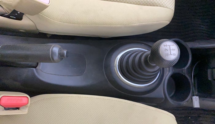 2015 Honda Brio S MT, Petrol, Manual, 20,156 km, Gear Lever
