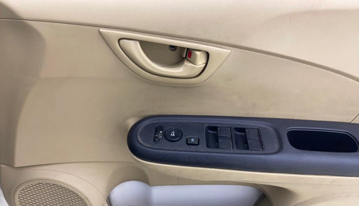 2015 Honda Brio S MT, Petrol, Manual, 20,156 km, Driver Side Door Panels Control