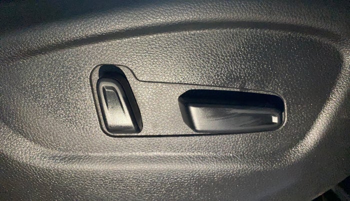 2020 KIA SELTOS GTX PLUS DCT 1.4 PETROL, Petrol, Automatic, 66,361 km, Driver Side Adjustment Panel