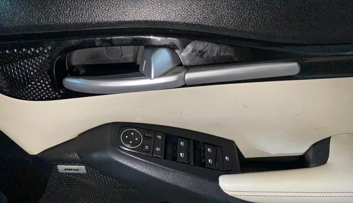 2020 KIA SELTOS GTX PLUS DCT 1.4 PETROL, Petrol, Automatic, 66,361 km, Driver Side Door Panels Control