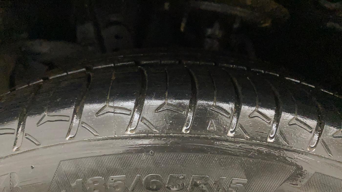 2021 Honda City 1.5L I-VTEC V CVT 5TH GEN, Petrol, Automatic, 1,20,704 km, Left Front Tyre Tread