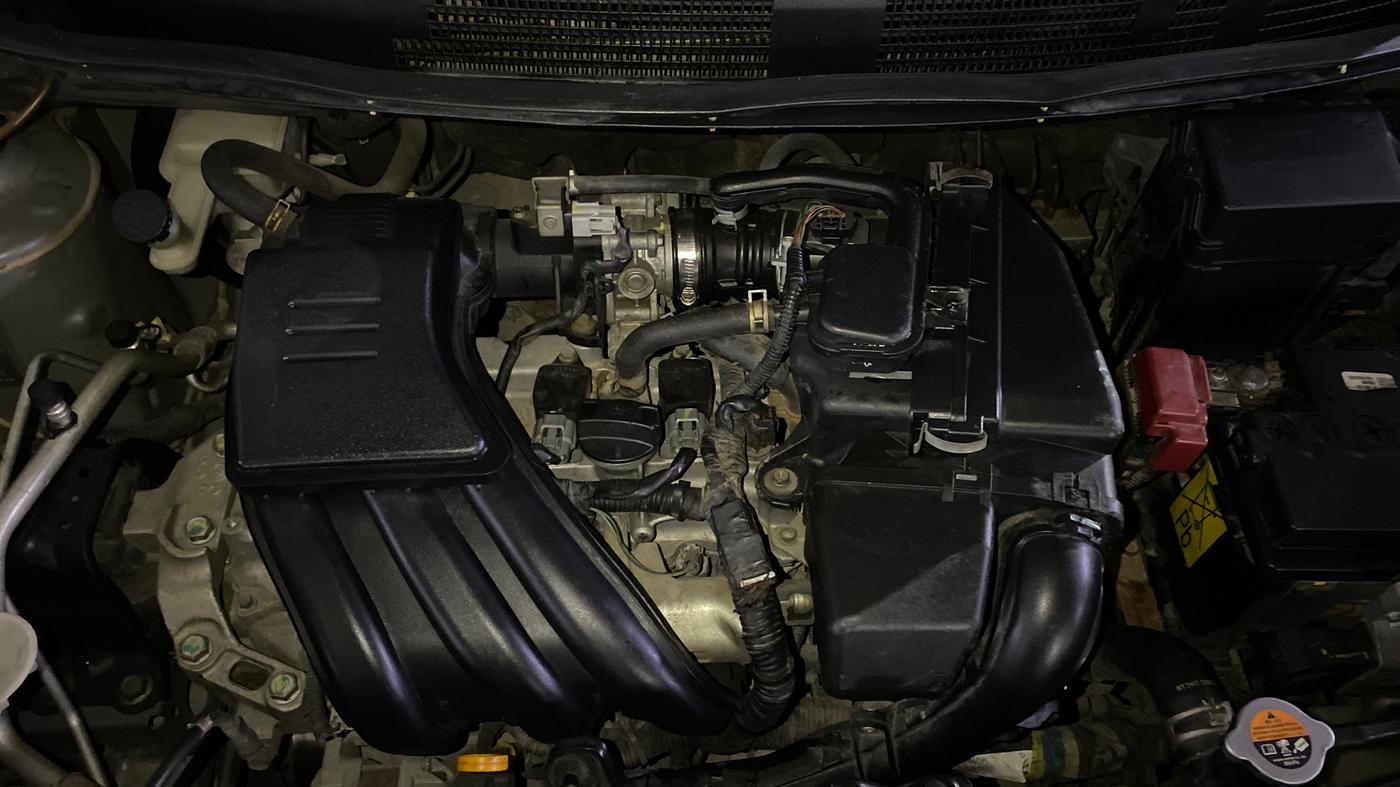 2015 Nissan Micra XL CVT, Petrol, Automatic, 1,07,726 km, Engine View