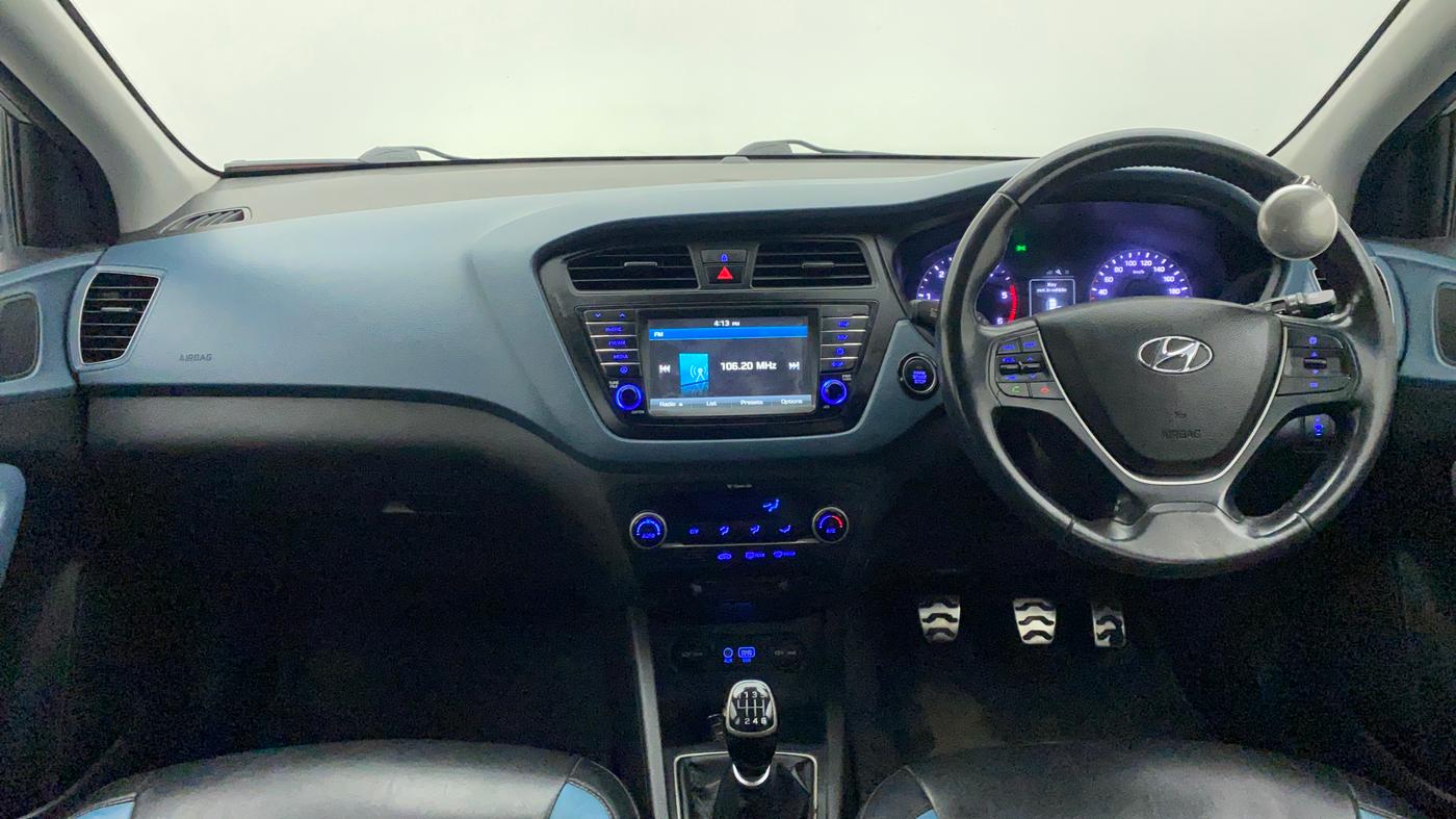 2015 Hyundai i20 Active 1.4 SX, Diesel, Manual, 95,698 km, Dashboard