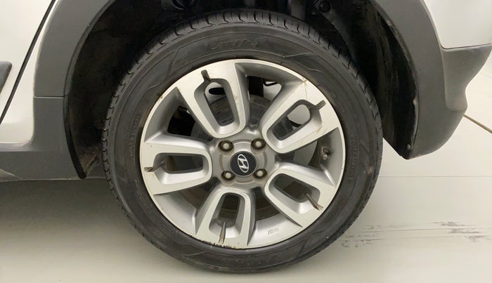 2015 Hyundai i20 Active 1.4 SX, Diesel, Manual, 95,698 km, Left Rear Wheel