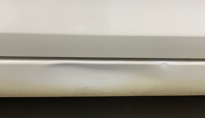 2012 Maruti Swift Dzire LXI, Petrol, Manual, 60,278 km, Left running board - Slightly dented