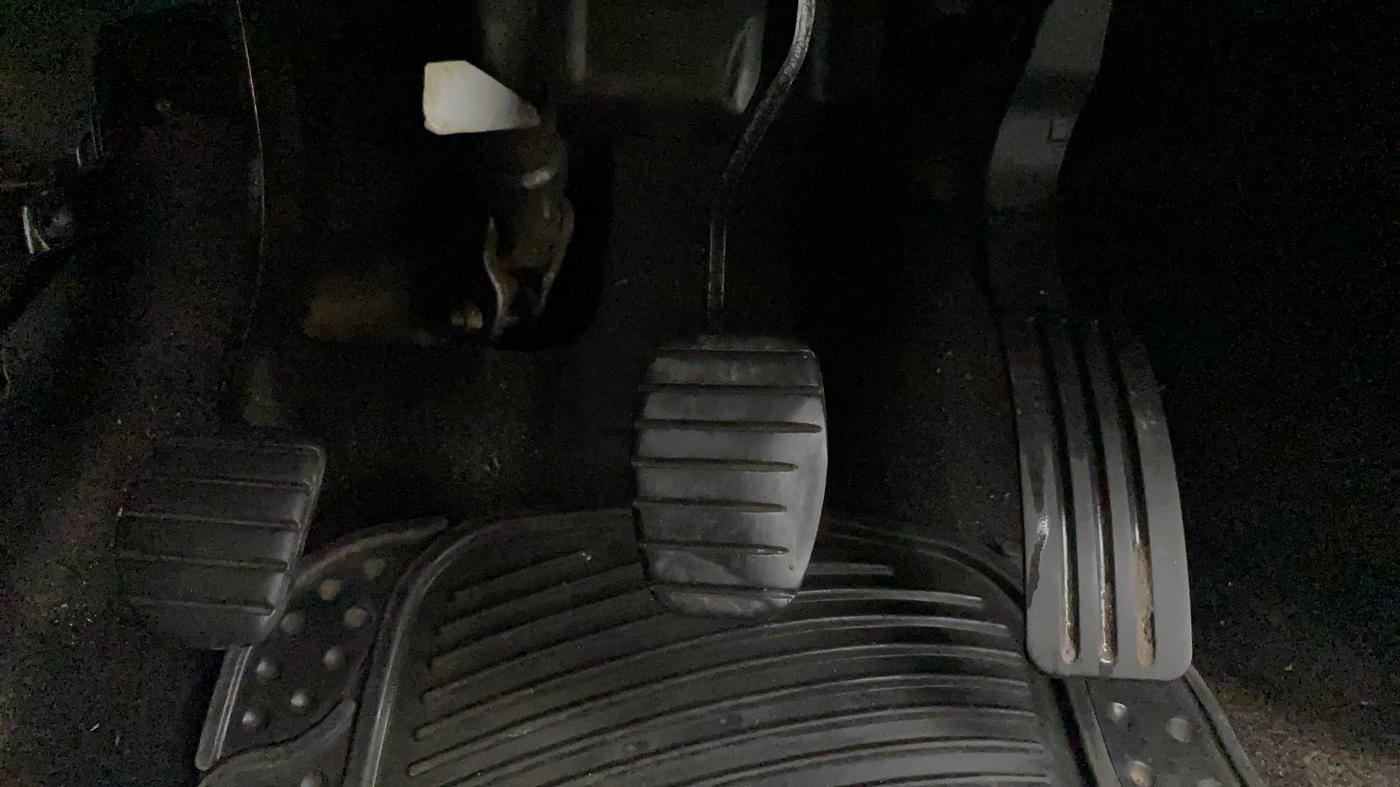 2017 Nissan Terrano XL P, Petrol, Manual, 37,377 km, Pedals