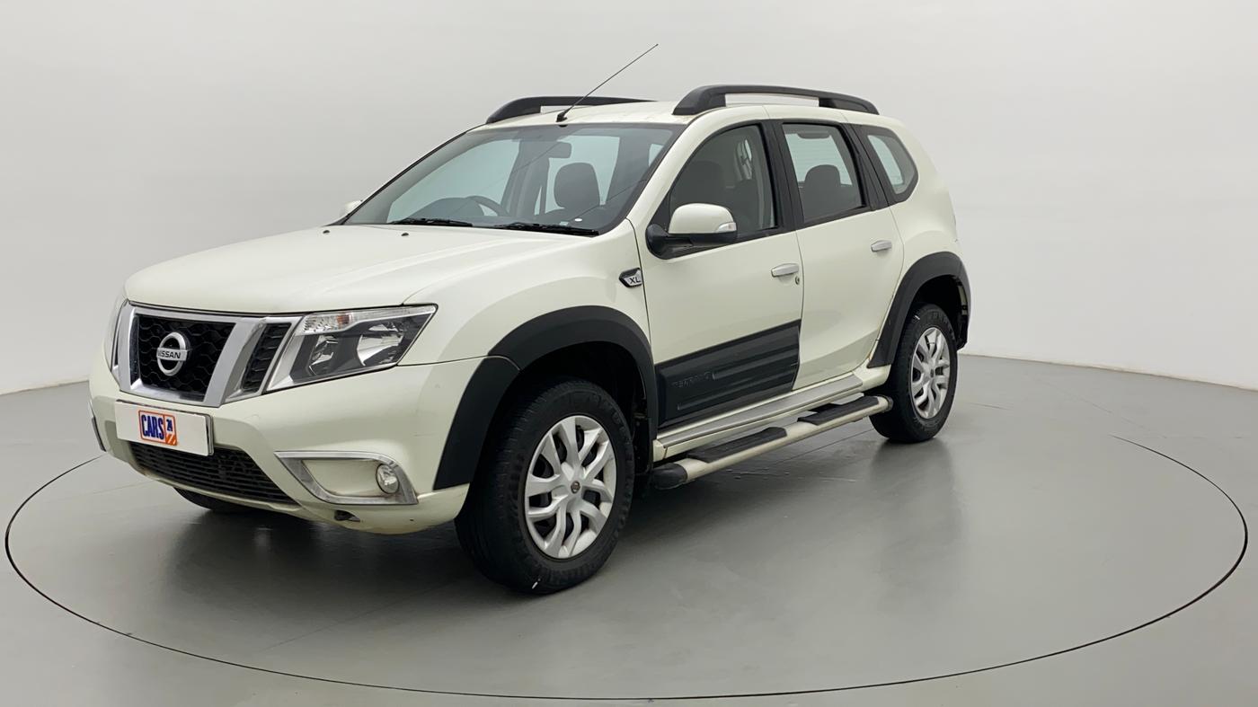 2017 Nissan Terrano XL P, Petrol, Manual, 37,377 km, Left Front Diagonal