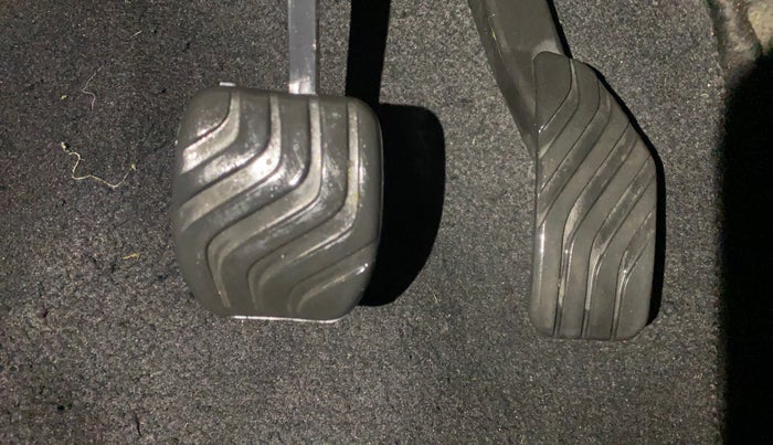 2020 Renault TRIBER RXZ AMT, Petrol, Automatic, 58,053 km, Pedals