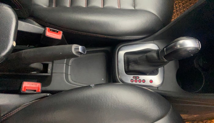 2016 Volkswagen Polo GT TSI AT, Petrol, Automatic, 1,07,545 km, Gear Lever