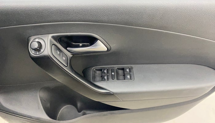 2016 Volkswagen Polo GT TSI AT, Petrol, Automatic, 1,07,545 km, Driver Side Door Panels Control