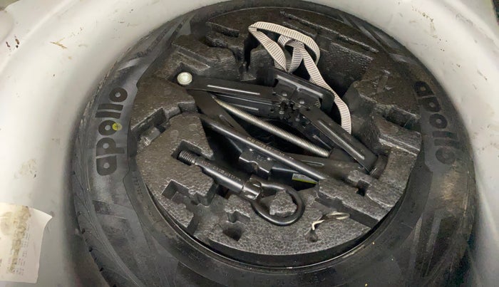 2016 Volkswagen Polo GT TSI AT, Petrol, Automatic, 1,07,545 km, Spare Tyre