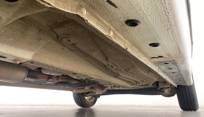 2019 Ford New Figo 1.2 TITANIUM, Petrol, Manual, 19,452 km, Right Side Underbody