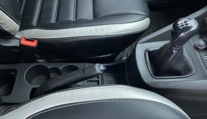 2019 Ford New Figo 1.2 TITANIUM, Petrol, Manual, 19,452 km, Gear Lever