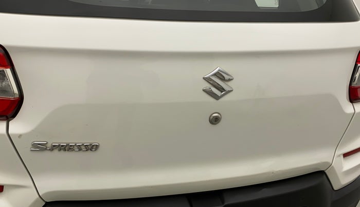 2021 Maruti S PRESSO VXI (O), Petrol, Manual, 15,360 km, Dicky (Boot door) - Minor scratches