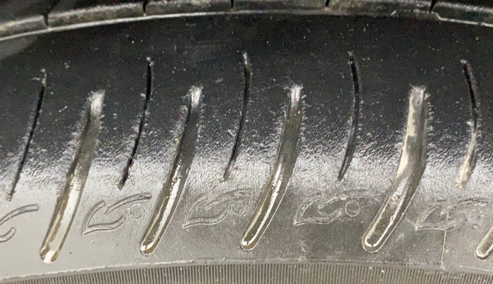 2022 Hyundai VENUE SX 1.0 TURBO IMT, Petrol, Manual, 33,867 km, Left Front Tyre Tread