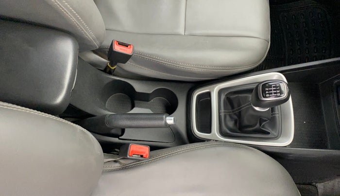 2022 Hyundai VENUE SX 1.0 TURBO IMT, Petrol, Manual, 33,867 km, Gear Lever