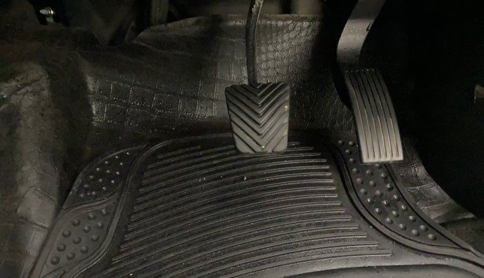 2022 Hyundai VENUE SX 1.0 TURBO IMT, Petrol, Manual, 33,867 km, Pedals