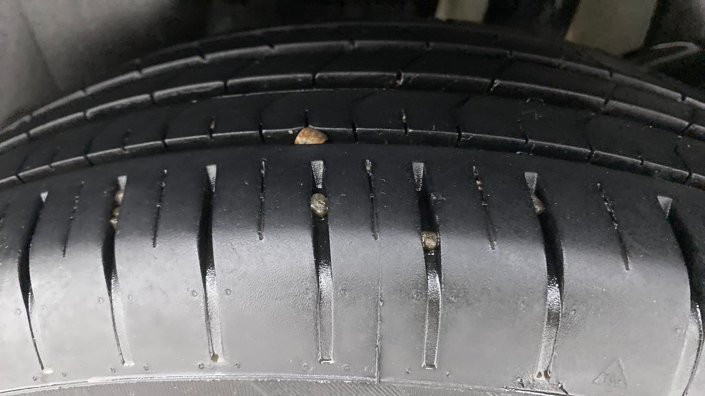 2021 Maruti Swift ZXI PLUS AMT, Petrol, Automatic, 10,821 km, Left Rear Tyre Tread