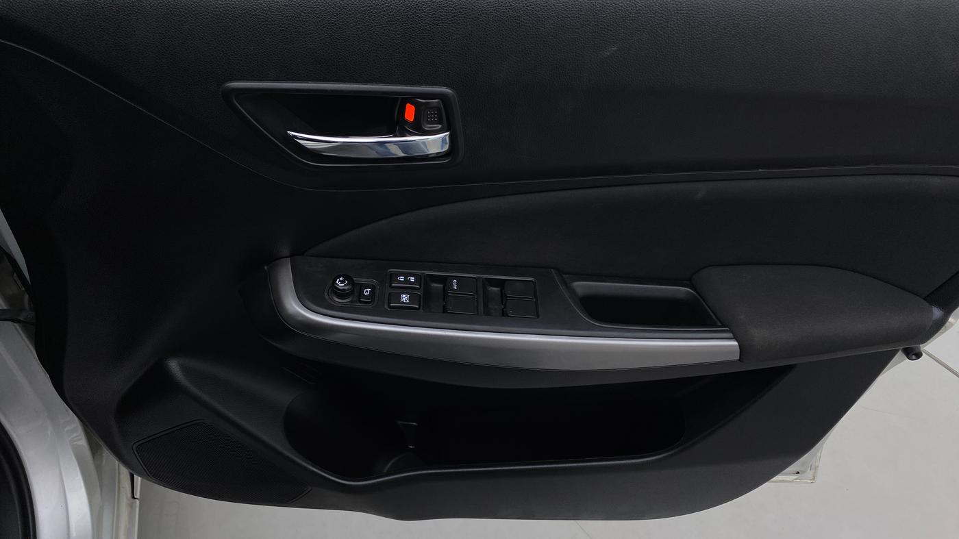 2021 Maruti Swift ZXI PLUS AMT, Petrol, Automatic, 10,821 km, Driver Side Door Panels Control