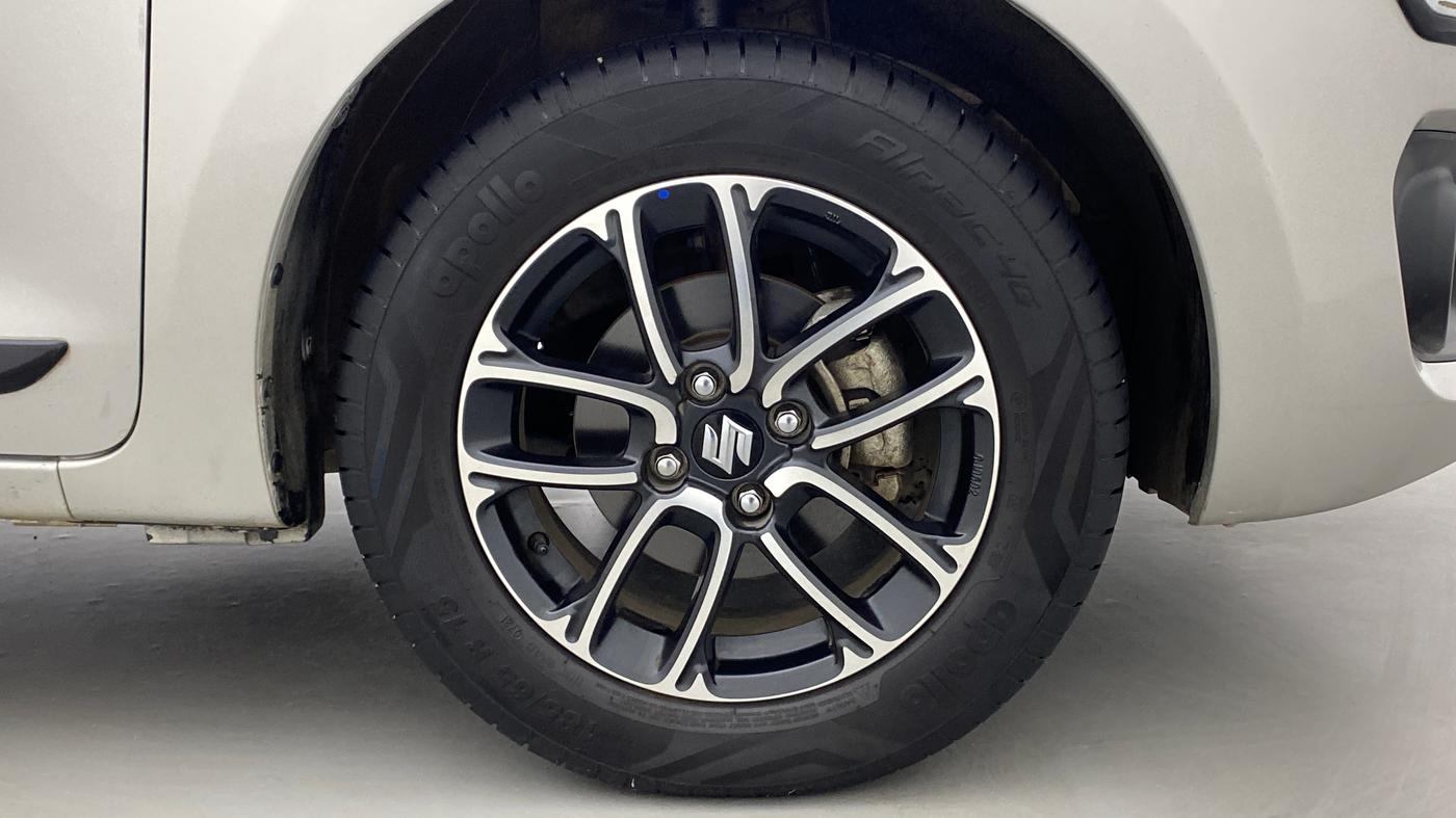 2021 Maruti Swift ZXI PLUS AMT, Petrol, Automatic, 10,821 km, Right Front Wheel