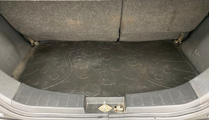 2012 Maruti Wagon R 1.0 VXI, Petrol, Manual, 72,371 km, Boot Inside