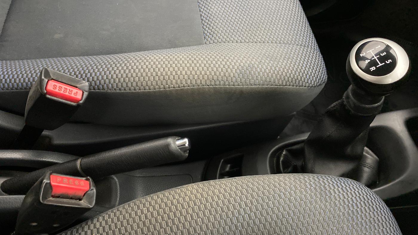 2012 Maruti Wagon R 1.0 VXI, Petrol, Manual, 72,371 km, Gear Lever