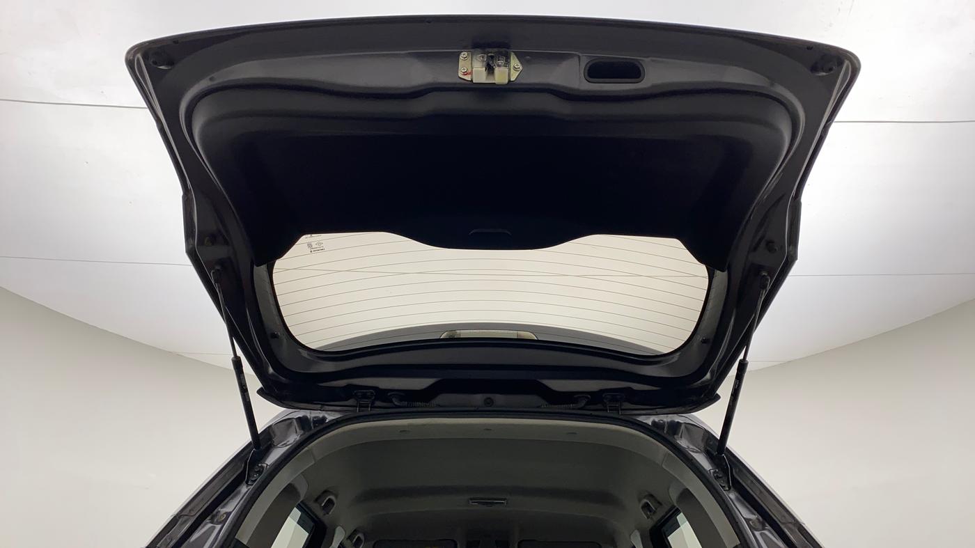 2019 Maruti Vitara Brezza ZDI AMT, Diesel, Automatic, 85,616 km, Boot Door Open