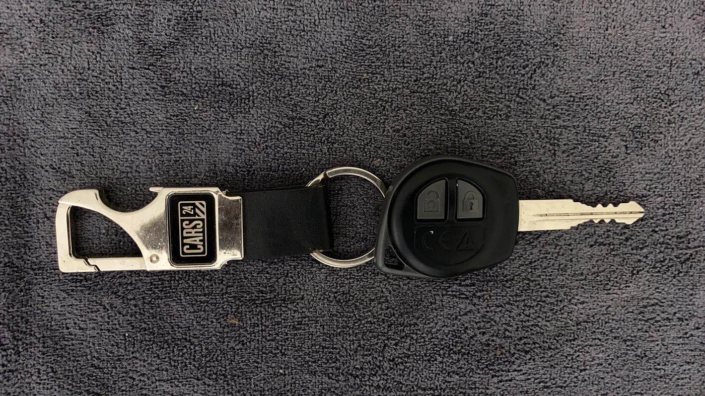 2019 Maruti Vitara Brezza ZDI AMT, Diesel, Automatic, 85,616 km, Key Close Up