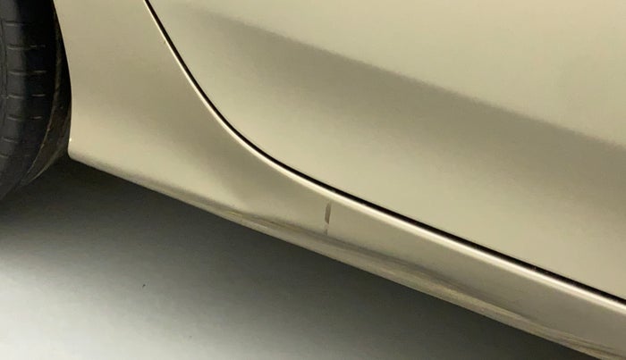 2011 Honda City 1.5L I-VTEC V MT, Petrol, Manual, 92,157 km, Right running board - Slightly dented