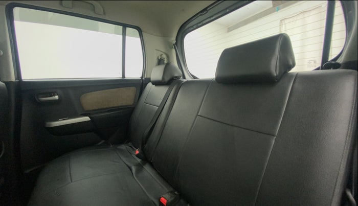 2013 Maruti Wagon R 1.0 VXI, Petrol, Manual, 64,909 km, Right Side Rear Door Cabin