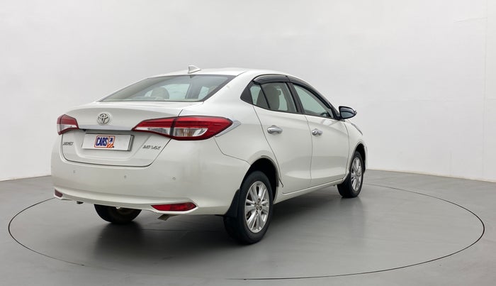 2018 Toyota YARIS VX CVT, Petrol, Automatic, 33,951 km, Right Back Diagonal