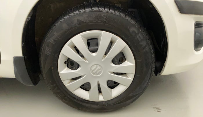 2013 Maruti Swift Dzire VDI, Diesel, Manual, 26,835 km, Right Front Wheel