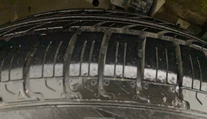 2013 Maruti Swift Dzire VDI, Diesel, Manual, 26,835 km, Right Rear Tyre Tread