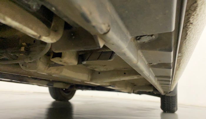 2013 Maruti Swift Dzire VDI, Diesel, Manual, 26,835 km, Right Side Underbody