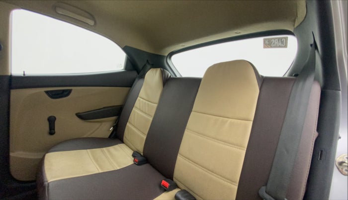 2012 Hyundai Eon ERA +, Petrol, Manual, 36,418 km, Right Side Rear Door Cabin