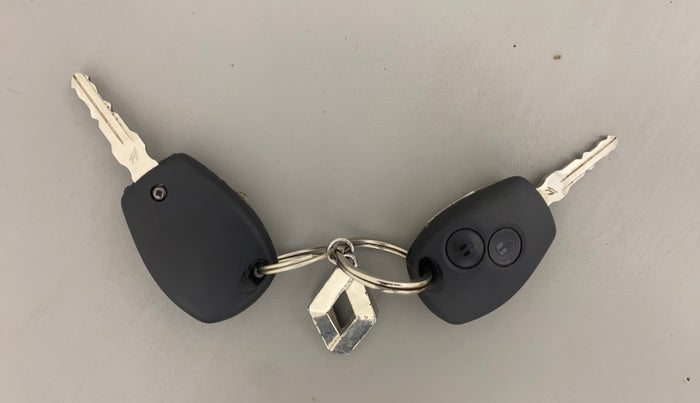 2015 Renault Lodgy 110 PS RXZ 7 STR, Diesel, Manual, 59,014 km, Key Close Up