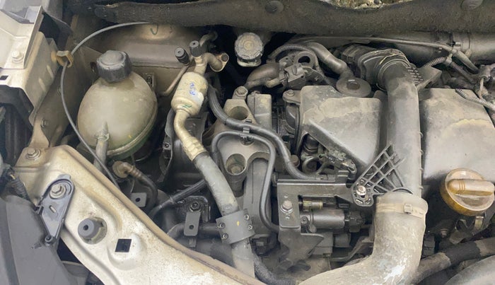 2015 Renault Lodgy 110 PS RXZ 7 STR, Diesel, Manual, 59,014 km, Engine View - Right