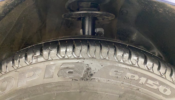 2019 Maruti Swift VXI, Petrol, Manual, 98,623 km, Right Front Tyre Tread