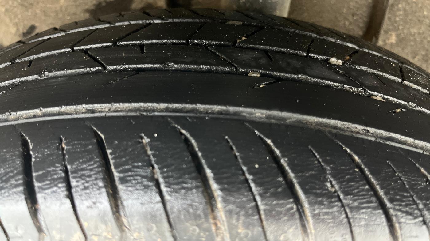 2021 Nissan MAGNITE XV MT, Petrol, Manual, 30,783 km, Left Rear Tyre Tread