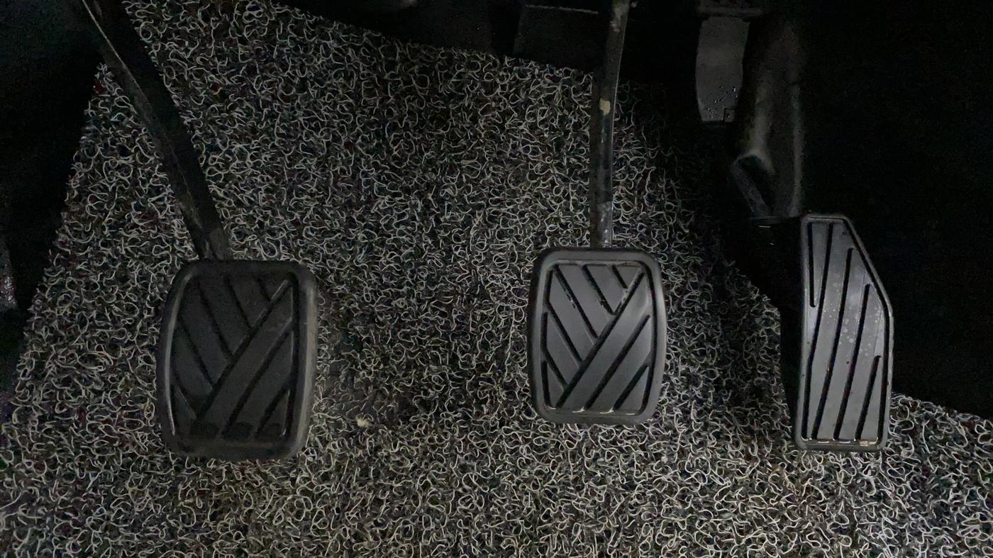 2021 Maruti XL6 ALPHA MT, Petrol, Manual, 28,079 km, Pedals