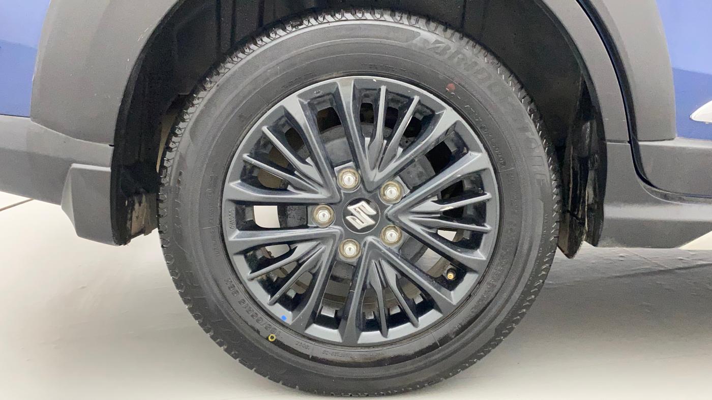 2021 Maruti XL6 ALPHA MT, Petrol, Manual, 28,079 km, Right Rear Wheel