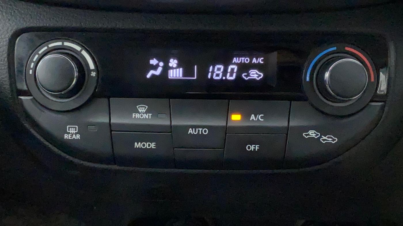 2021 Maruti XL6 ALPHA MT, Petrol, Manual, 28,079 km, Automatic Climate Control