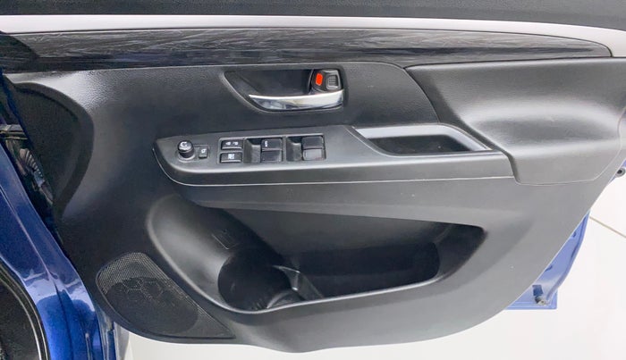 2021 Maruti XL6 ALPHA MT, Petrol, Manual, 28,079 km, Driver Side Door Panels Control